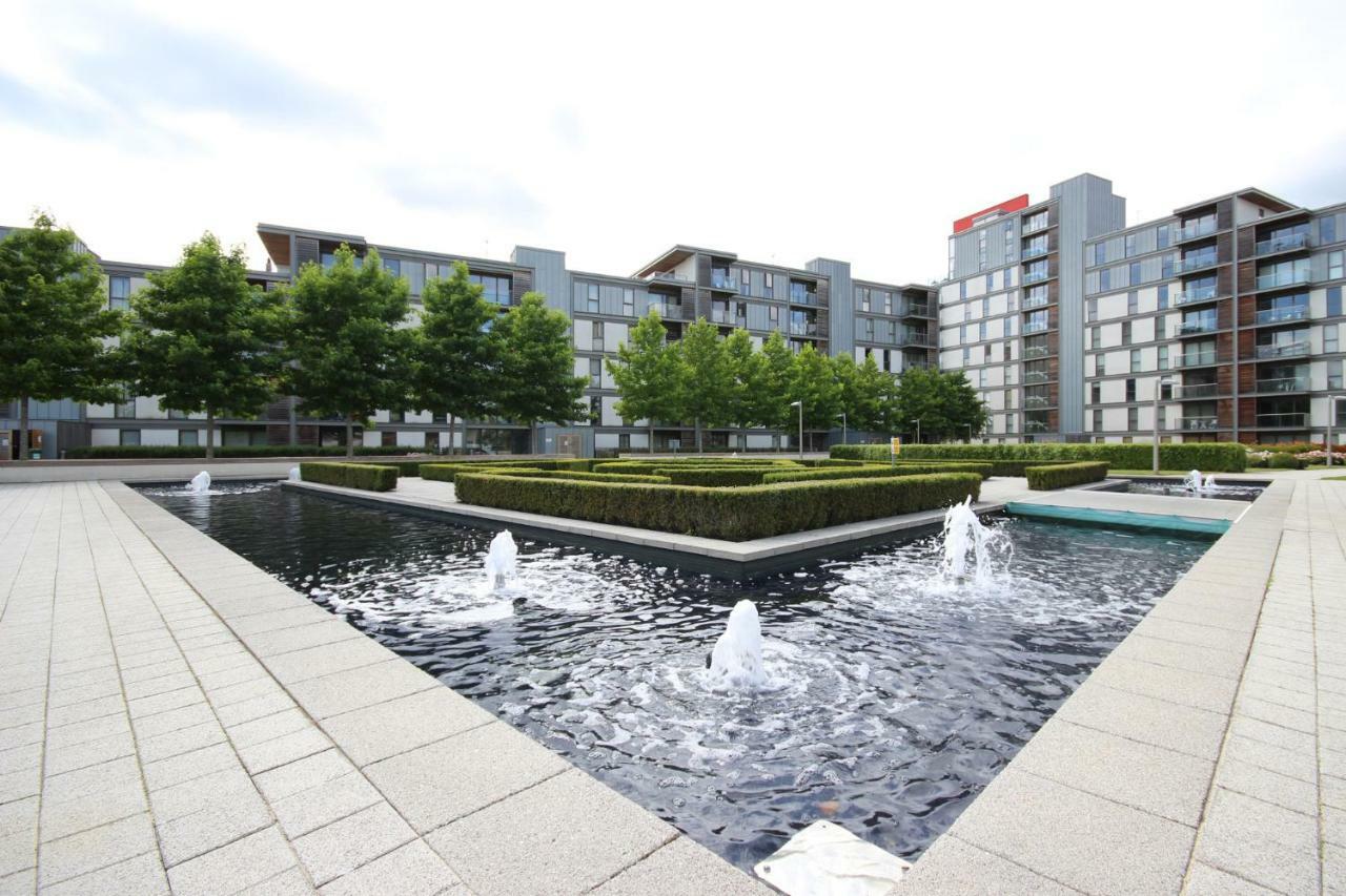 Istay Apartments Vizion Milton Keynes Luaran gambar